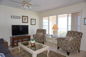 Appartement, 2 grands lits | Coin séjour