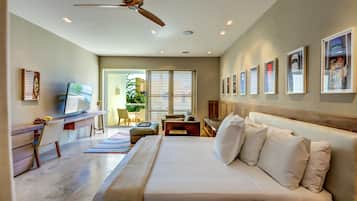 Premier Villa | 4 bedrooms, in-room safe, blackout curtains, iron/ironing board