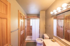 Bathroom - Cucharas River B&B (La Veta)