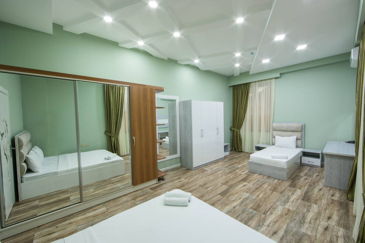 Family Suite | 2 bedrooms, minibar, in-room safe, desk