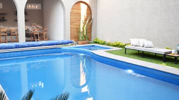 Alberca al aire libre