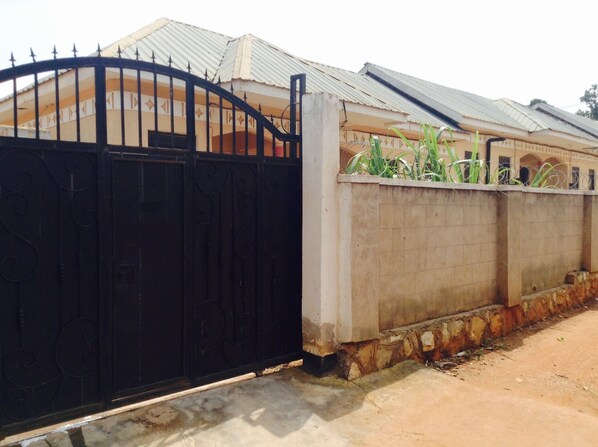 Front of property - Town house Unit in Kampala (Kampala)