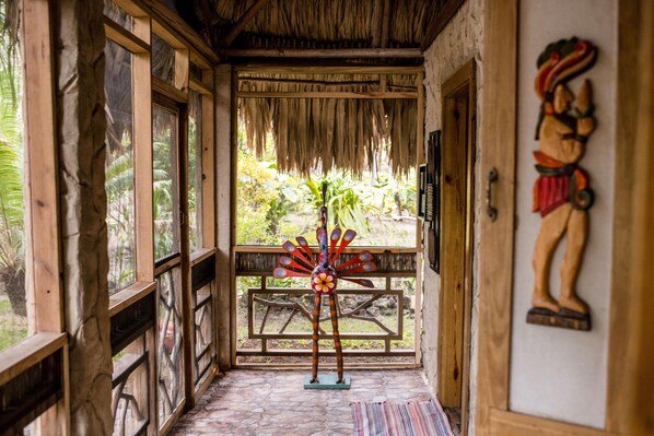 Coffres-forts dans les chambres, draps fournis