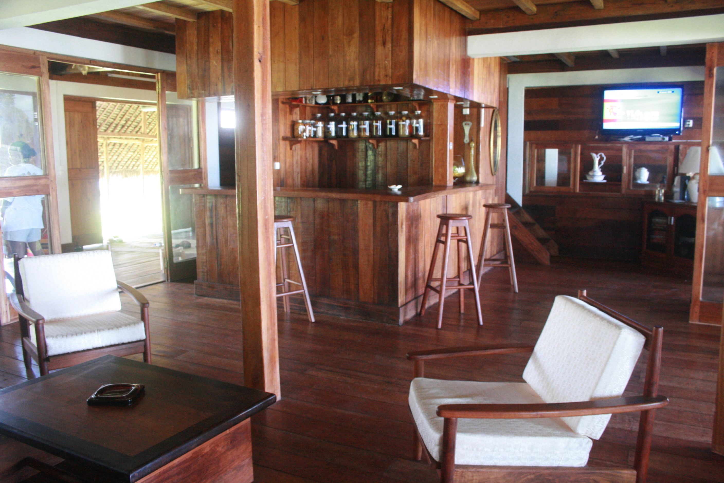 Bar (en la propiedad)