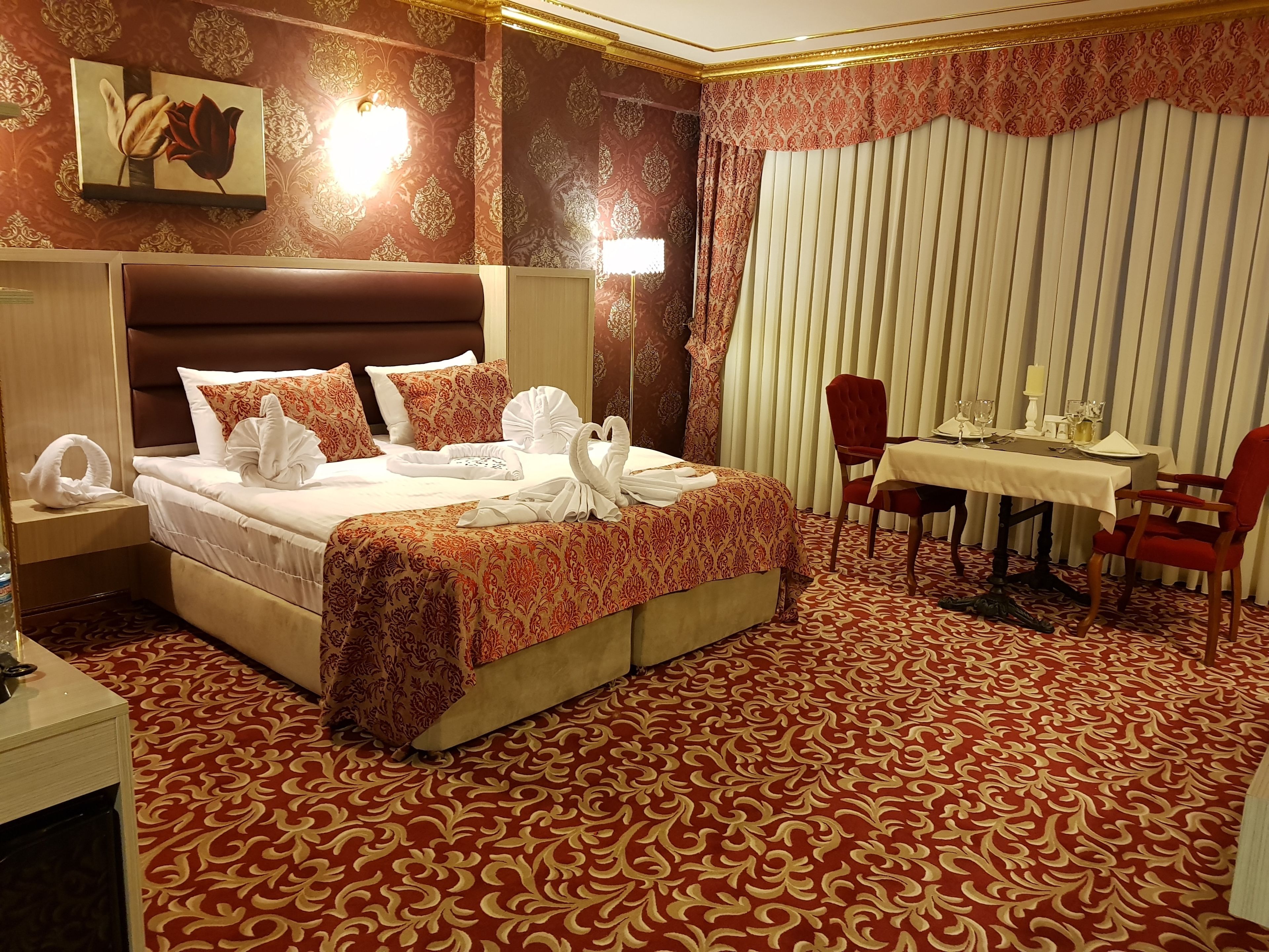honeymoon room | 1 bedroom, egyptian cotton sheets, premium bedding, memory-foam beds