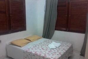 Free WiFi, bed sheets, wheelchair access