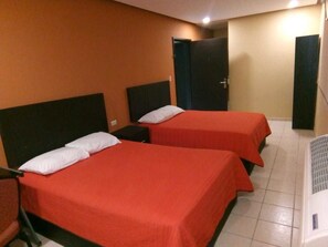 Standard Double Room, Non Smoking | Desk, free WiFi
