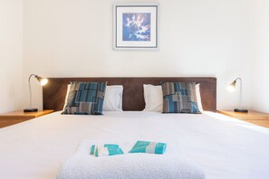 Standard 1 Bedroom Cabin  - Echo Holiday Parks - Windsor Gardens (Windsor Gardens)