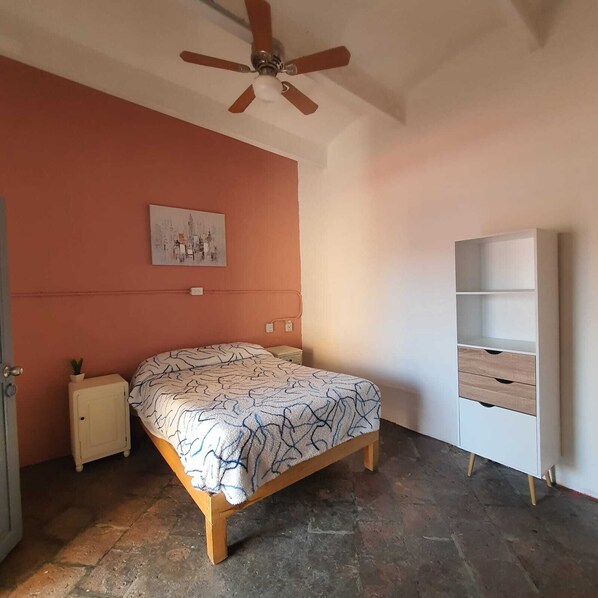 Aranzazu | 1 bedroom, blackout drapes, iron/ironing board, free WiFi