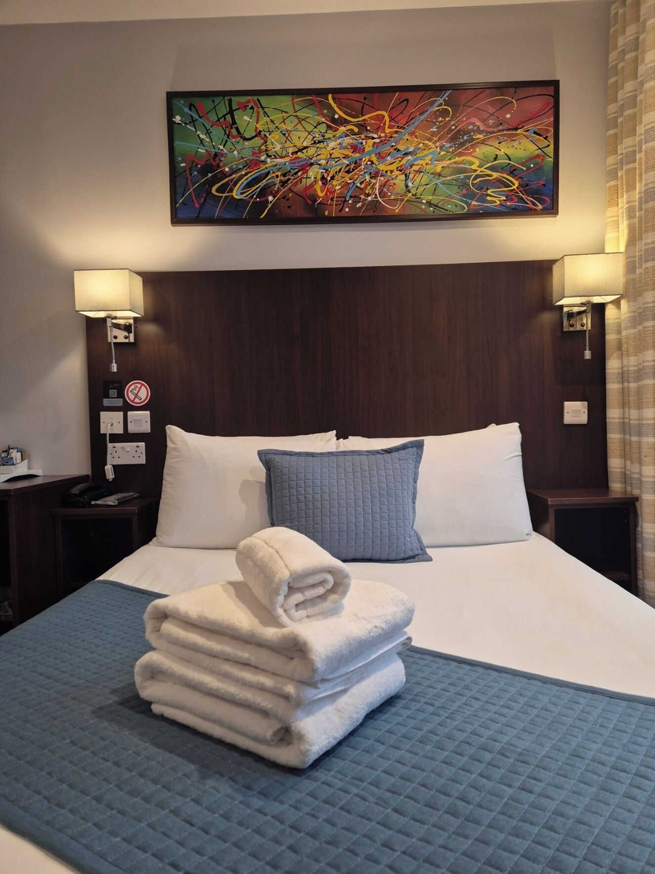 standard room, 1 double bed | 1 bedroom, egyptian cotton sheets, premium bedding, desk