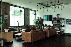 ロビー応接スペース