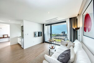 Superior Villa, Ocean View | Living room