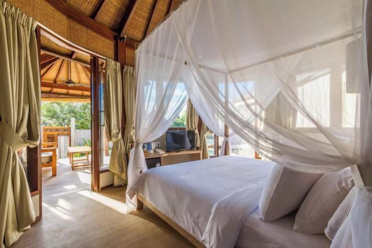 Minibar, két bảo mật tại phòng, trang trí khác biệt