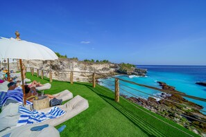 Beach bar - Ora Resort Avia Blue Lagoon (Ceningan Island)