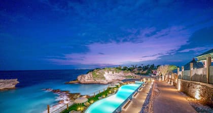 Ora Resort Avia Blue Lagoon