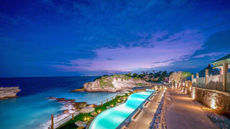 Ora Resort Avia Blue Lagoon