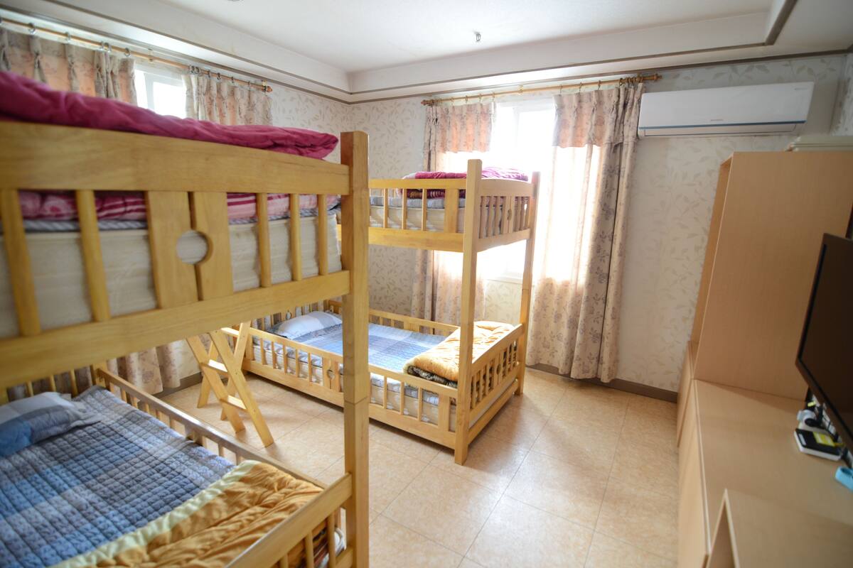 ห้องพักรวม, ผู้หญิงเท่านั้น (4 persons) | ห้องเก็บเสียง, Wi-Fi ฟรี