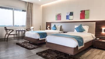 Deluxe Room, Accessible | In-room safe, desk, blackout curtains, soundproofing