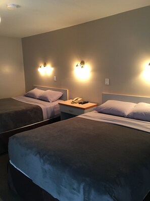 Double Room, 2 Queen Beds, Non Smoking - Ranchland Villa Motel (Merritt)