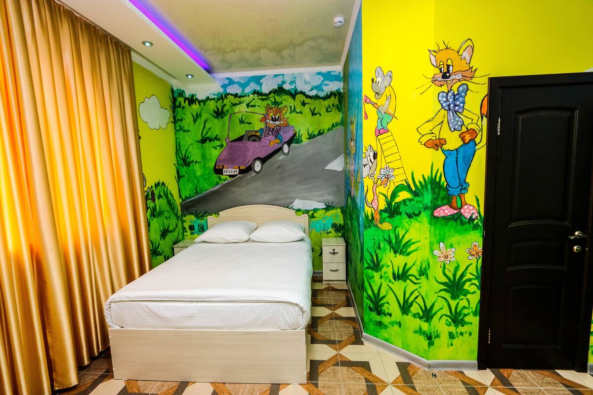 Familien-Doppelzimmer, 1 Doppelbett | Allergikerbettwaren, Zimmersafe, schallisolierte Zimmer