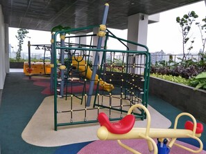 Außen-Kinderspielplatz
