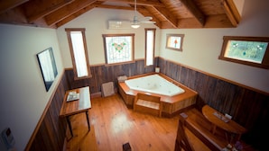 Honeymoon Cottage | Bathroom - Sanctuary Park Cottages (Badger Creek)