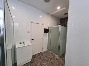 Interior - The Exchange Hotel (Goulburn)