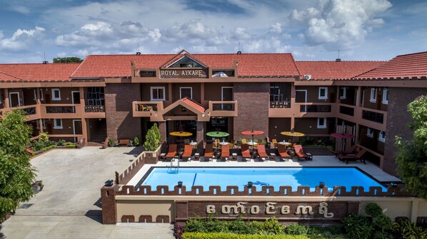Front of property - Royal Aykare Lodge (Nyaung-U)