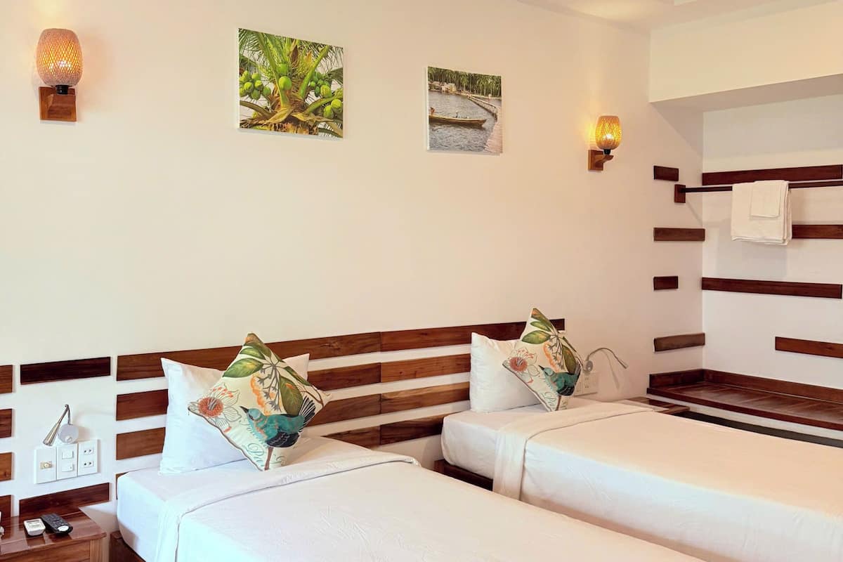 Minibar, in-room safe, soundproofing, free WiFi