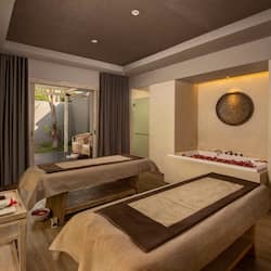Phòng trị liệu đôi, trị liệu toàn thân, liệu pháp ấn huyệt đạo
