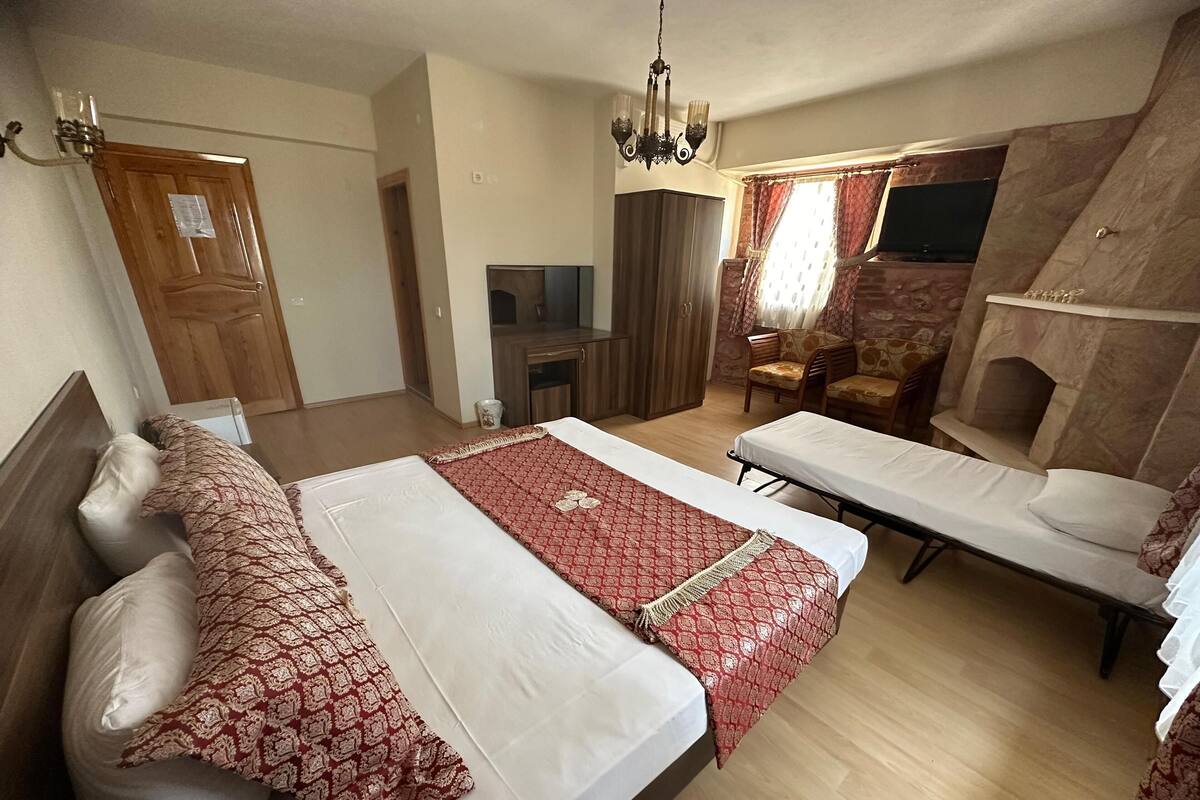 Deluxe Double Room, Jetted Tub