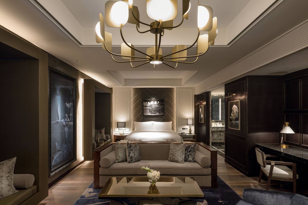Deluxe Suite Adult Only (2 Cimer & Wonder Box is available for stays) | Minibar, in-room safe, blackout drapes, soundproofing