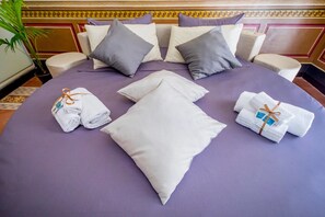 Exclusive Suite | Premium bedding, minibar, in-room safe, individually decorated - Pepito Palace (Cefalù)