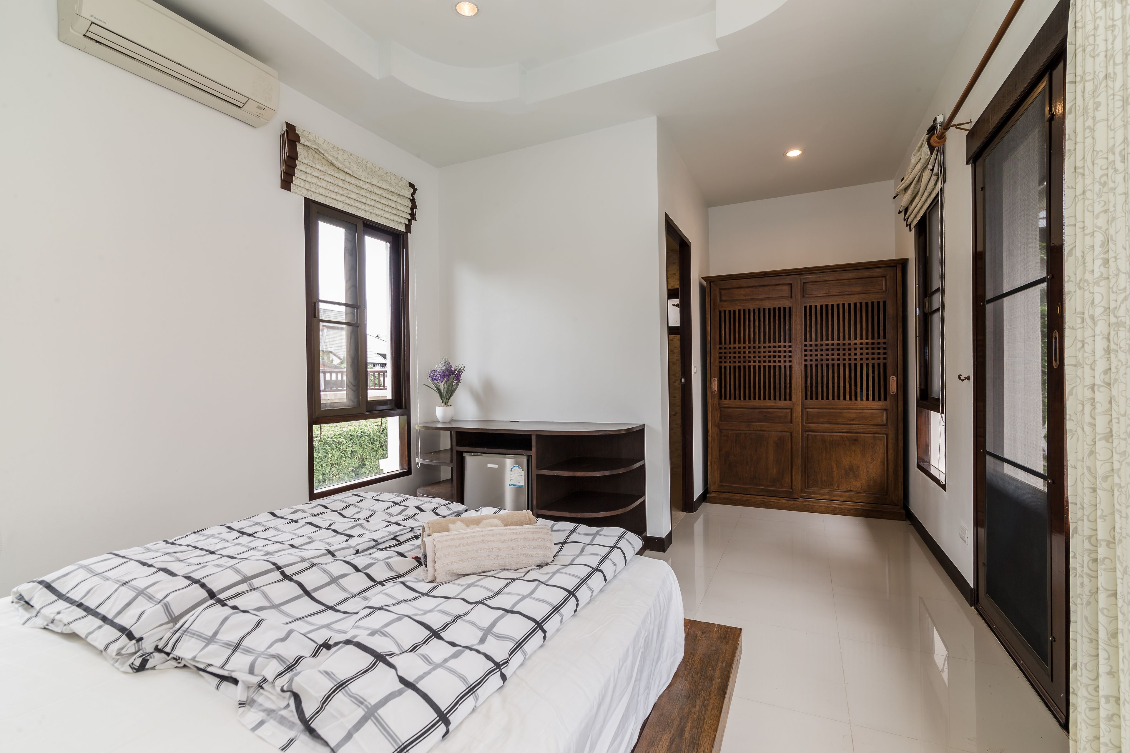 4 kamar tidur, Wi-Fi gratis, dan seprai linen