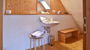 Superior Apartment, Private Bathroom (Maisonette Apartment) | Bathroom