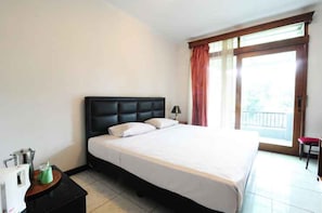Chambre supérieure | Bureau, accès au Wi-Fi (inclus), literie fournie