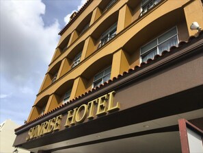 Exterior detail - Sunrise Hotel Okinawa (Okinawa)