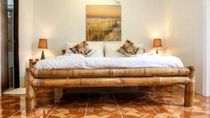 Villa | 5 bedrooms, Egyptian cotton sheets, premium bedding, down comforters - Hilltop Pool and Villa (Puerto Princesa)