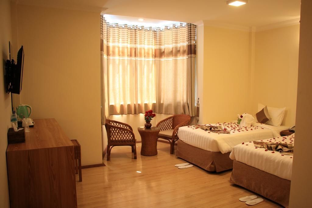 Habitación con 2 camas individuales, 2 camas individuales, para no fumadores | Sábanas de algodón egipcio y ropa de cama de alta calidad 