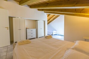 Villa, 4 chambres | 4 chambres, lits bébé (en supplément), Wi-Fi gratuit, draps fournis