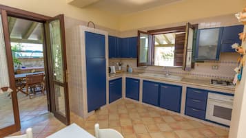 Villa, 4 Schlafzimmer | Eigene Küche | Großer Kühlschrank, Mikrowelle, Ofen, Herdplatte