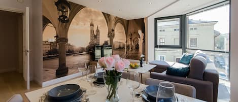 Suite exĂ©cutive | 1 chambre, literie de qualitĂ©, rideaux dâobscurcissement