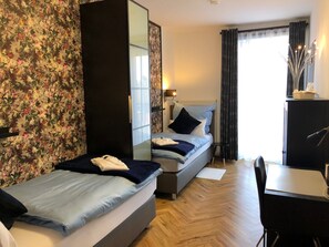 Apartment, Balcony (6) | Premium bedding, in-room safe, desk, blackout drapes - City Apartments Will (Emmerich)