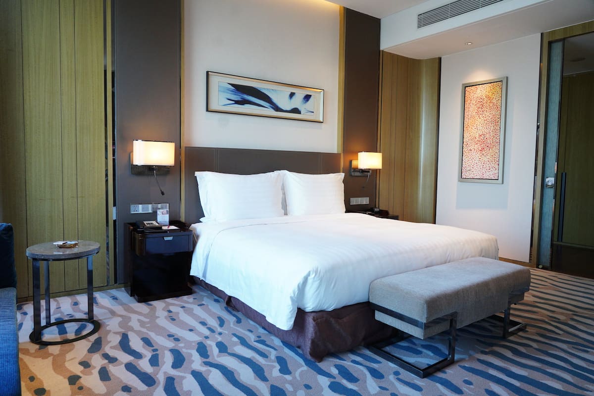 1 bedroom, in-room safe, desk, laptop workspace