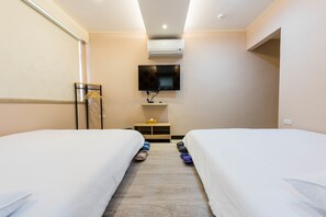 Bureau, rideaux occultants, Wi-Fi gratuit, draps fournis