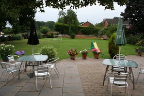 Garden - The Angel Inn (Worksop)