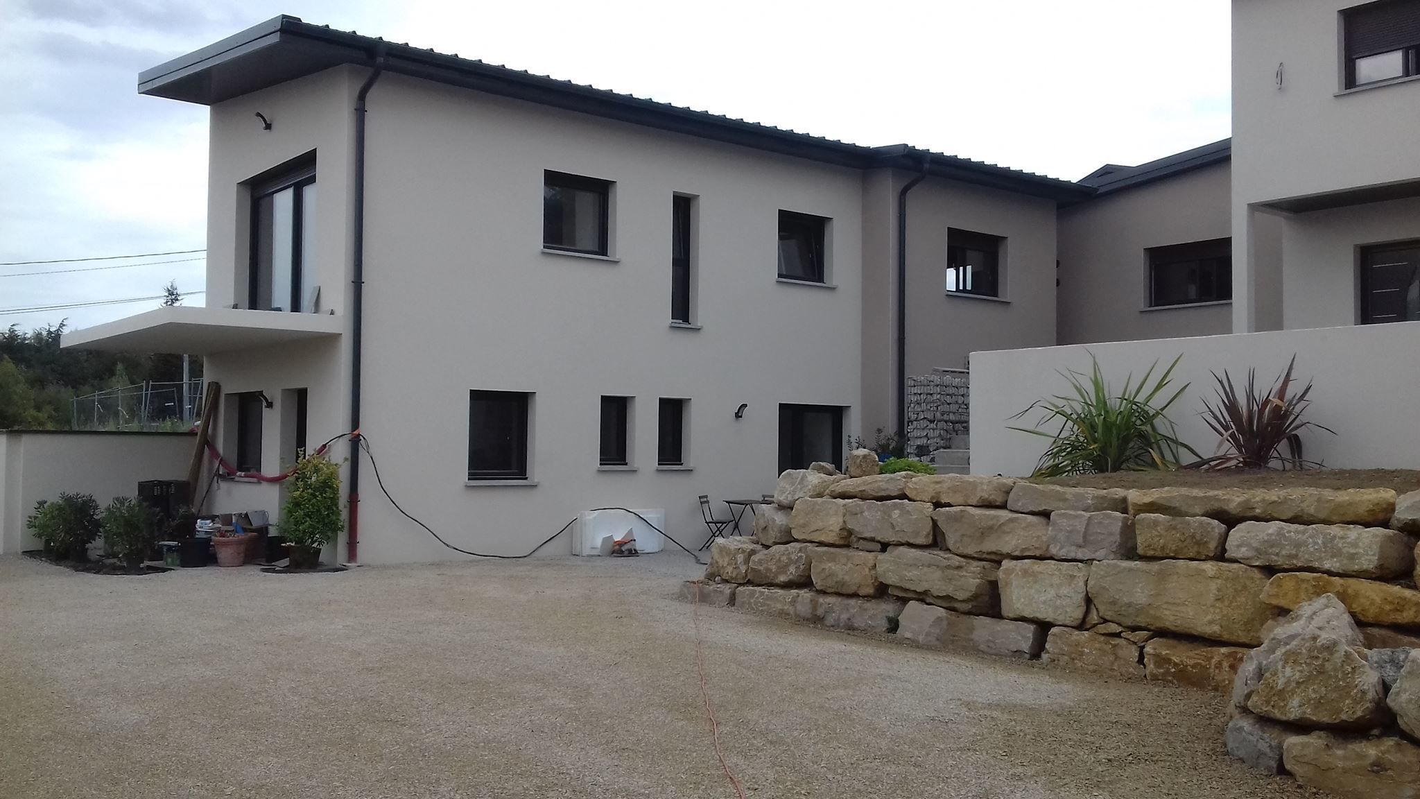 Mặt tiền nơi lưu trú