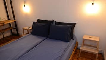 Small Double or Twin Room | Vista desde la habitación