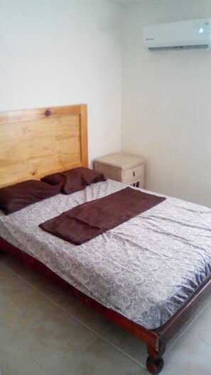 Apartment, 2 Bedrooms | 2 bedrooms, free WiFi, bed sheets - Departamento Vacacional (Culiacán)