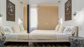 Minibar, con stile personalizzato, una scrivania, insonorizzazione